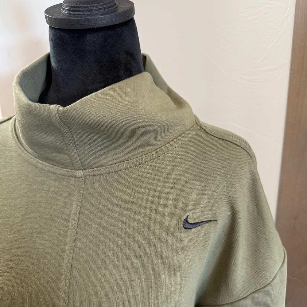 Nike olive hunter